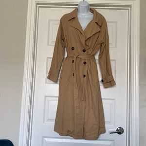 NWOT Long Trench Coat in Tan with Belt and Buttons!
